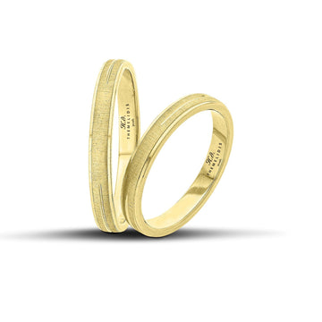 Χρυσές βέρες γάμου 3mm με ματ φινίρισμα και λουστρέ κάθετες γραμμές, λεπτού σχεδιασμού και ελληνικής κατασκευής.